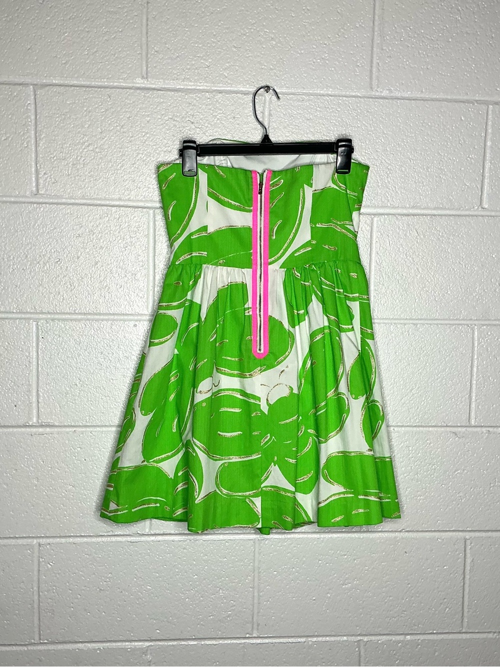 < Lilly Pulitzer Lottie Strapless Dress Green/Gold Size 6 Preppy Tropical > - Picture 4 of 4